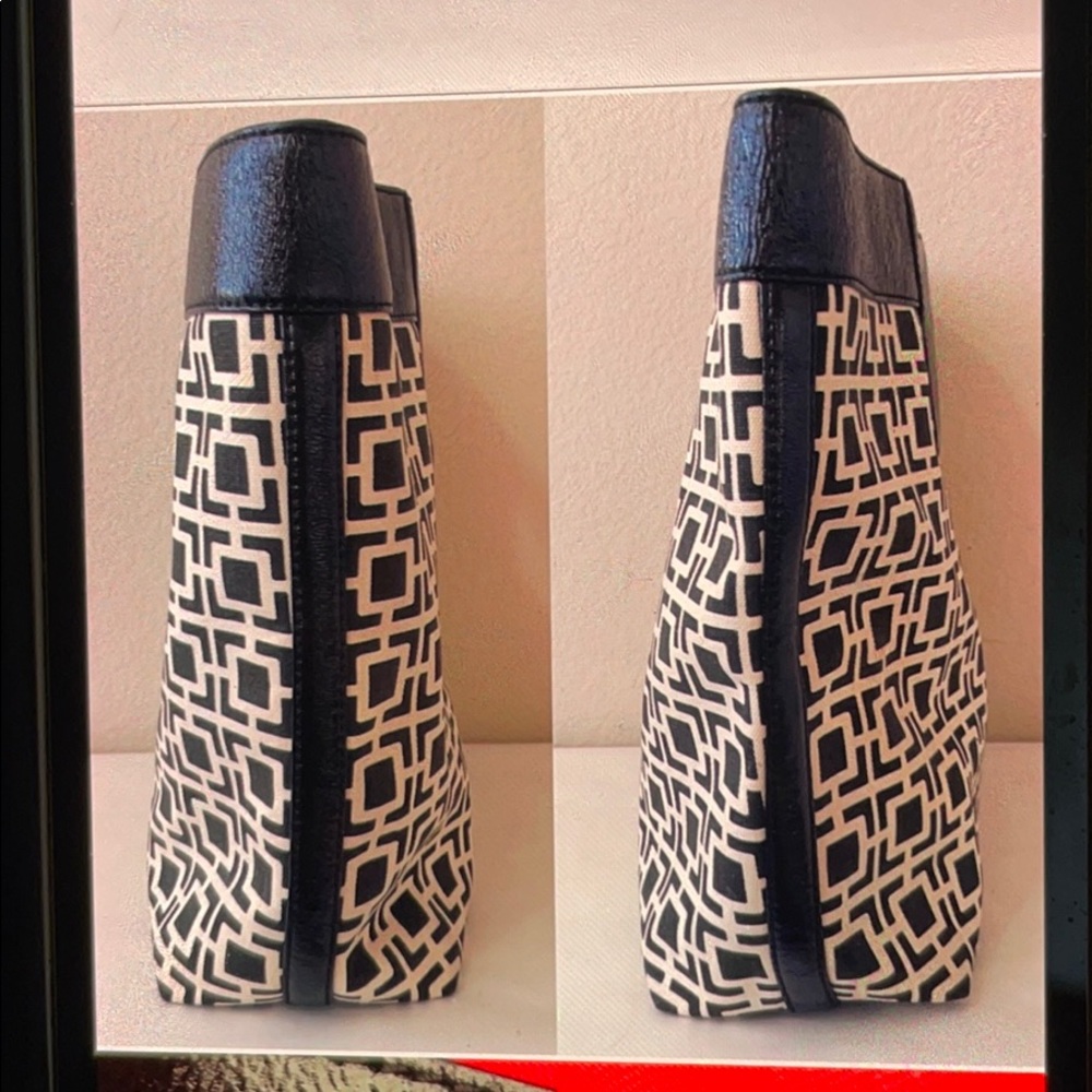 Banana Republic Handbag mini tote - Picture 3 of 4